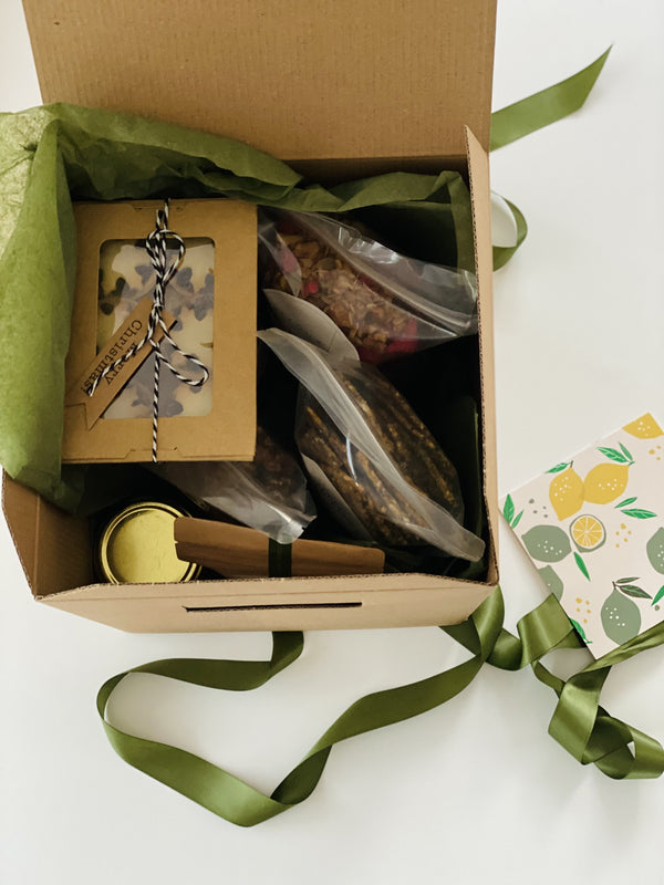 BOX HAMPER / 1