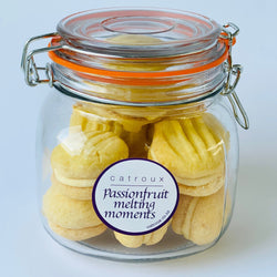 Melting moment cookie jar